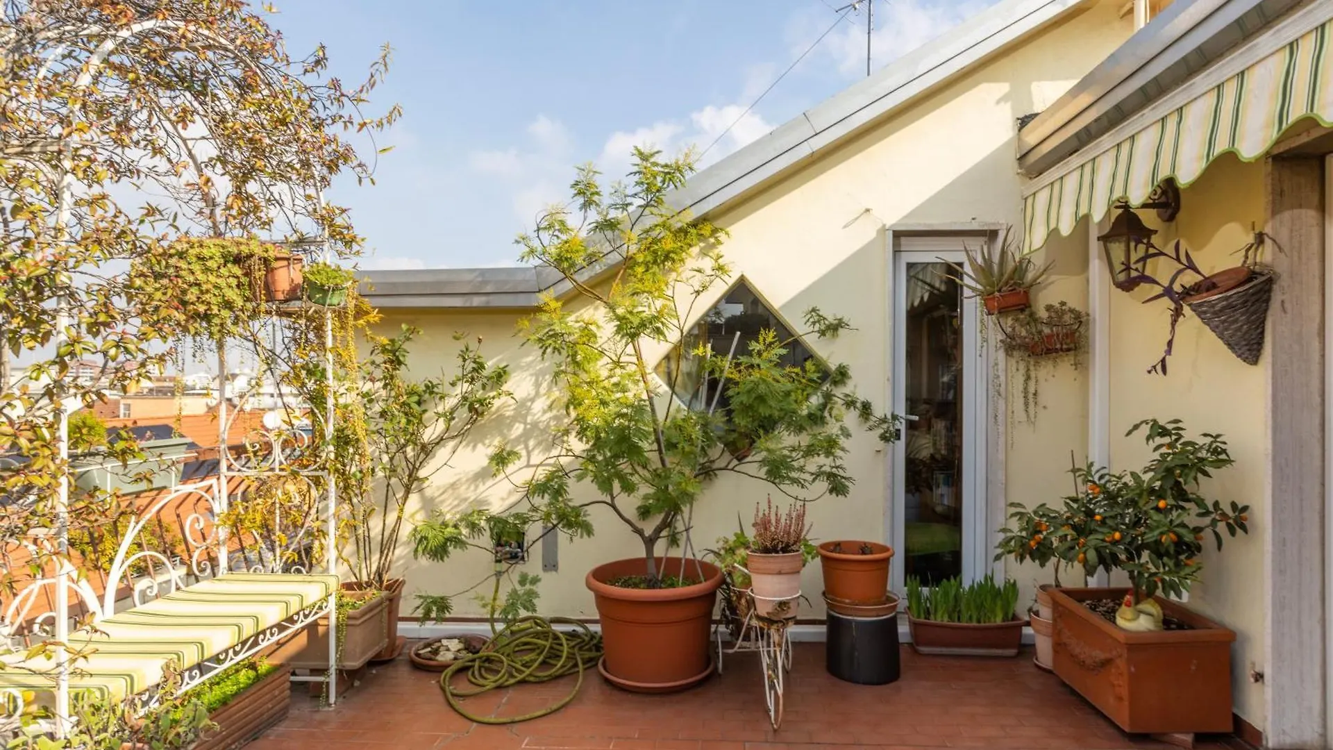 La Milano Design '50S With Botanical Terrace Apartamento